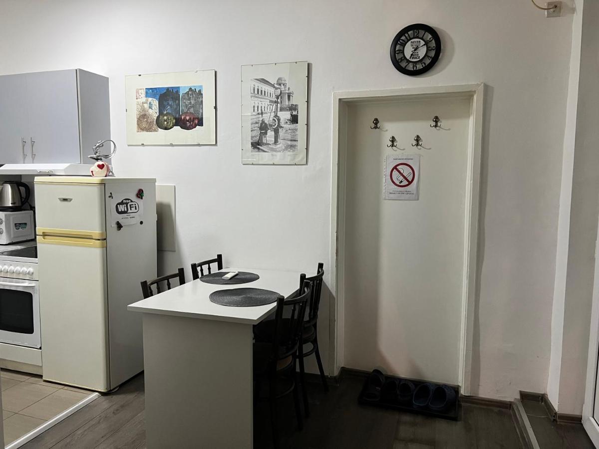 Hardy'S Apartment Beograd Bagian luar foto